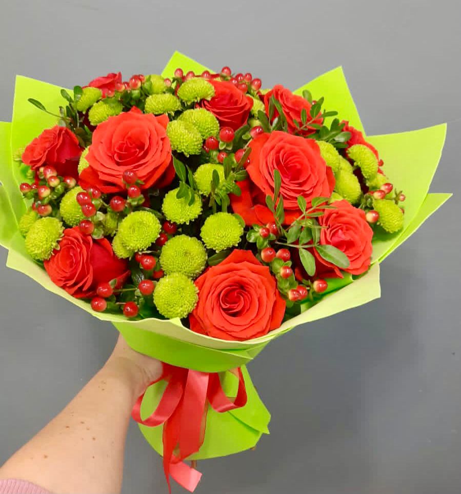 Букет цветов из: Хризантемы и Розы в Калитвенской