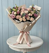 Букет цветов из:  Розы и Лизиантусы в Калитвенской