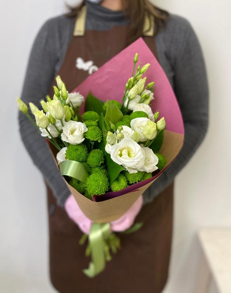 Букет цветов из: Хризантемы и Лизиантусы в Калитвенской