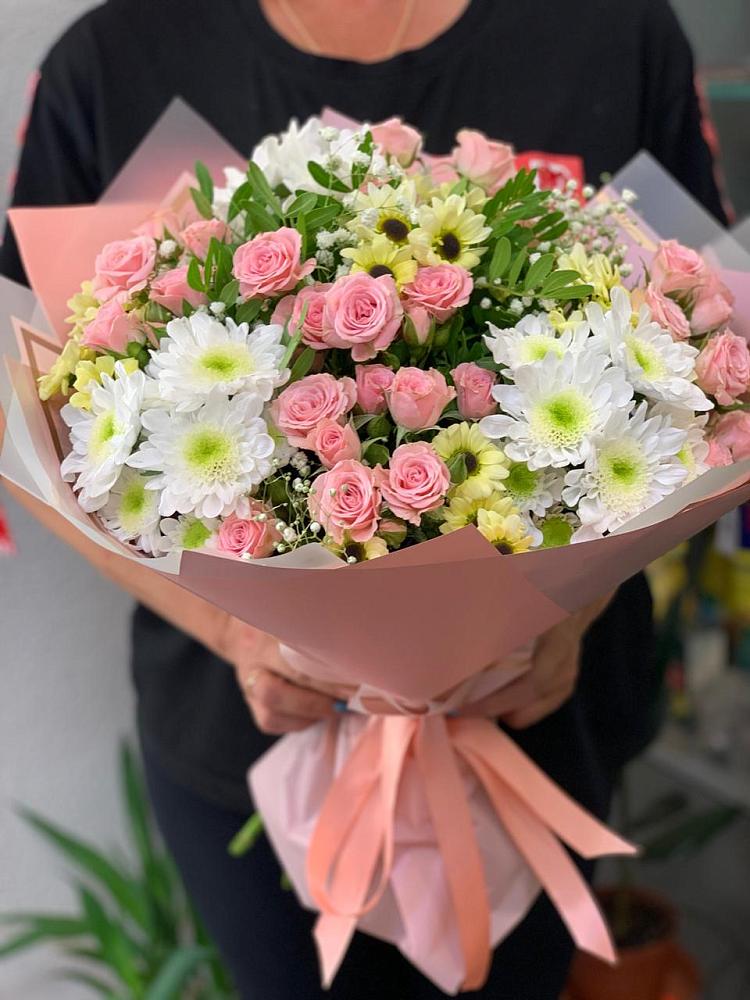 Букет цветов из: Розы и Хризантемы в Калитвенской