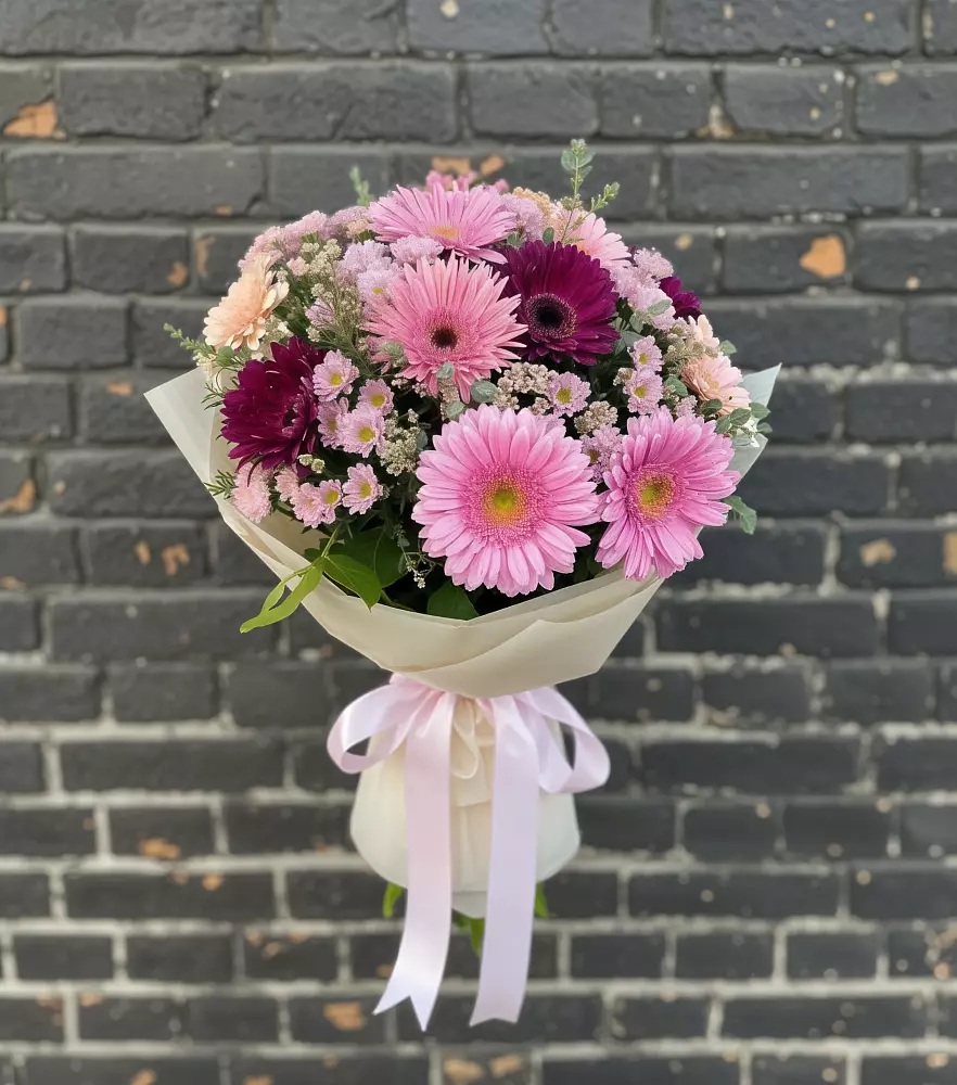 Букет цветов из: Герберы и Хризантемы в Калитвенской