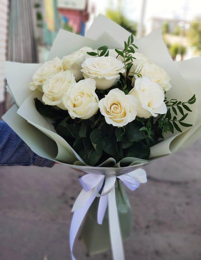 Букет Белые розы Проуд в Калитвенской