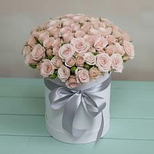 Цветочная композиция из Розы в шляпной коробке в Калитвенской