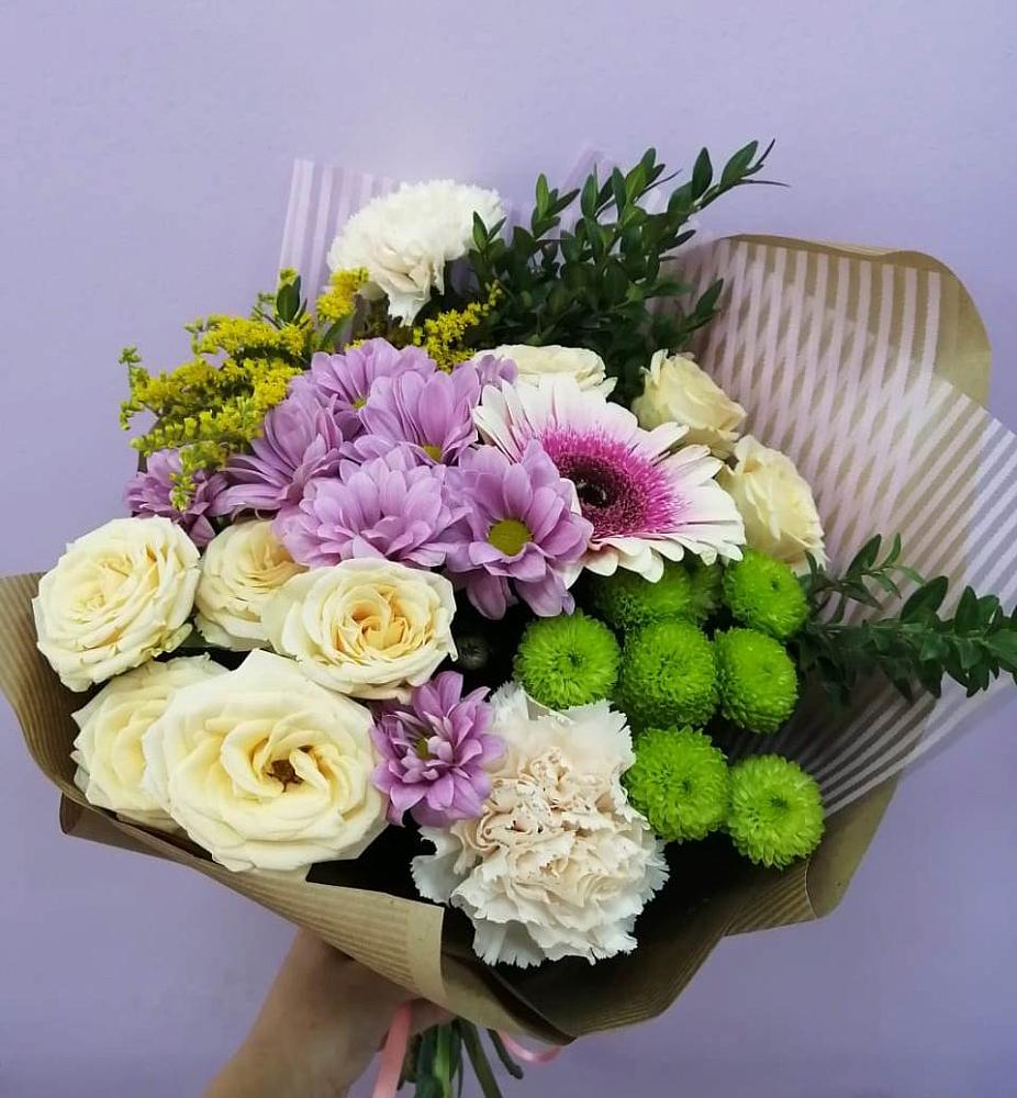 Букет цветов из: Хризантемы, Розы, Гвоздики и Герберы в Калитвенской