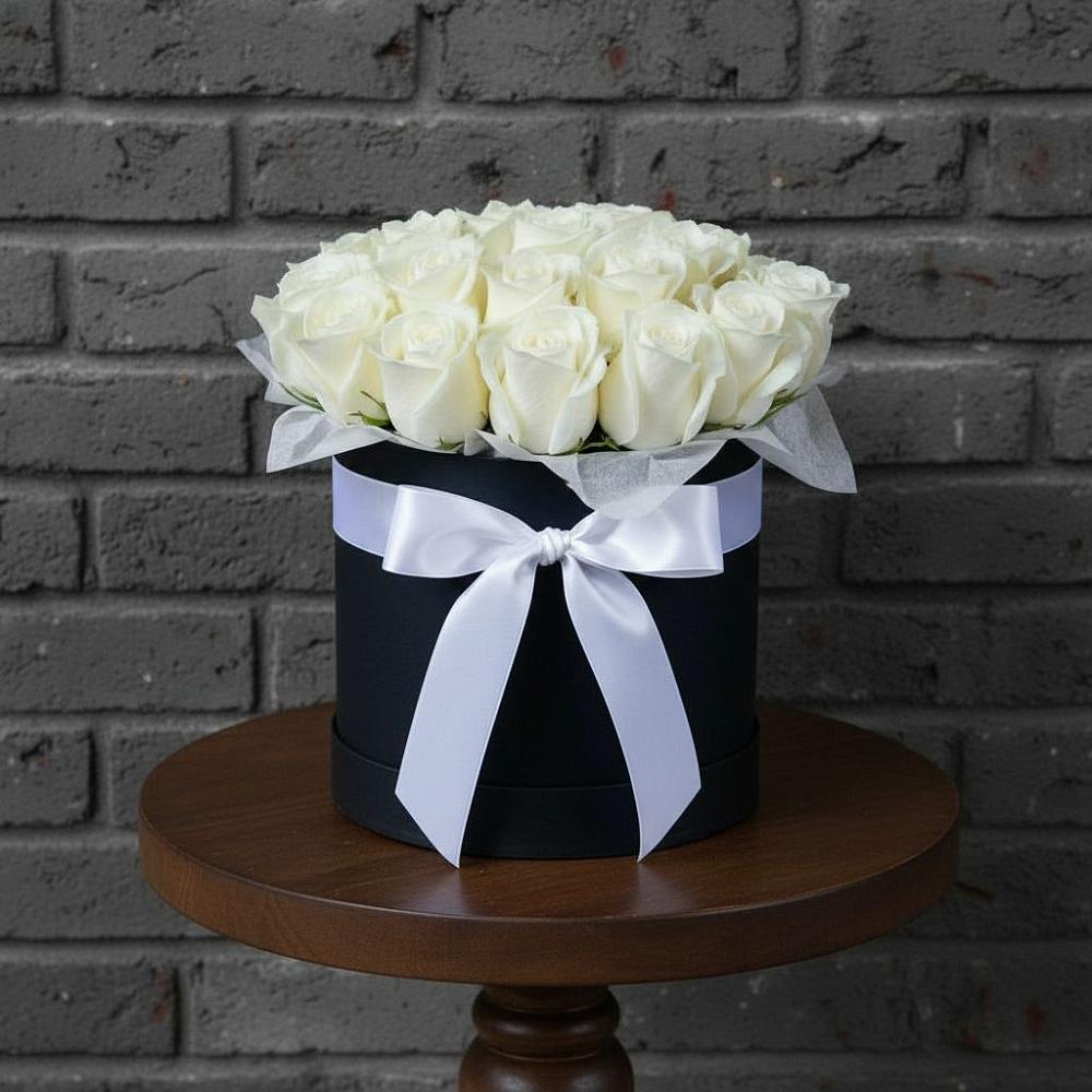 Цветочная композиция из Розы в шляпной коробке в Калитвенской