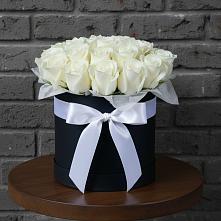 Цветочная композиция из Розы в шляпной коробке в Калитвенской